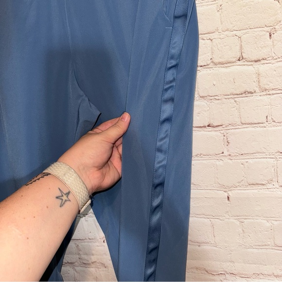 ATHLETA Nolita Slim Tapered Crop Pants, size 14 - Picture 9 of 13